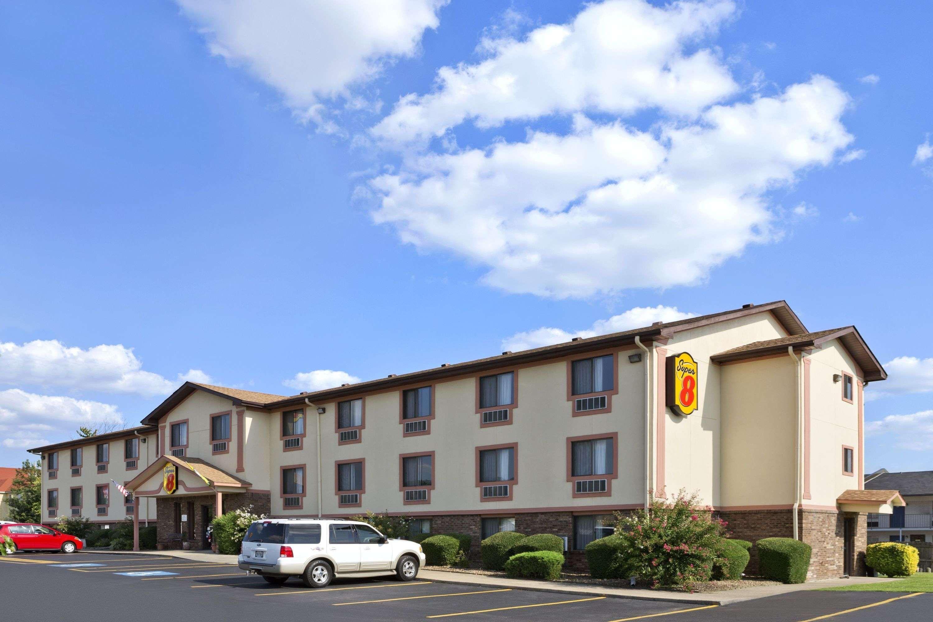 Super 8 By Wyndham Russellville Esterno foto