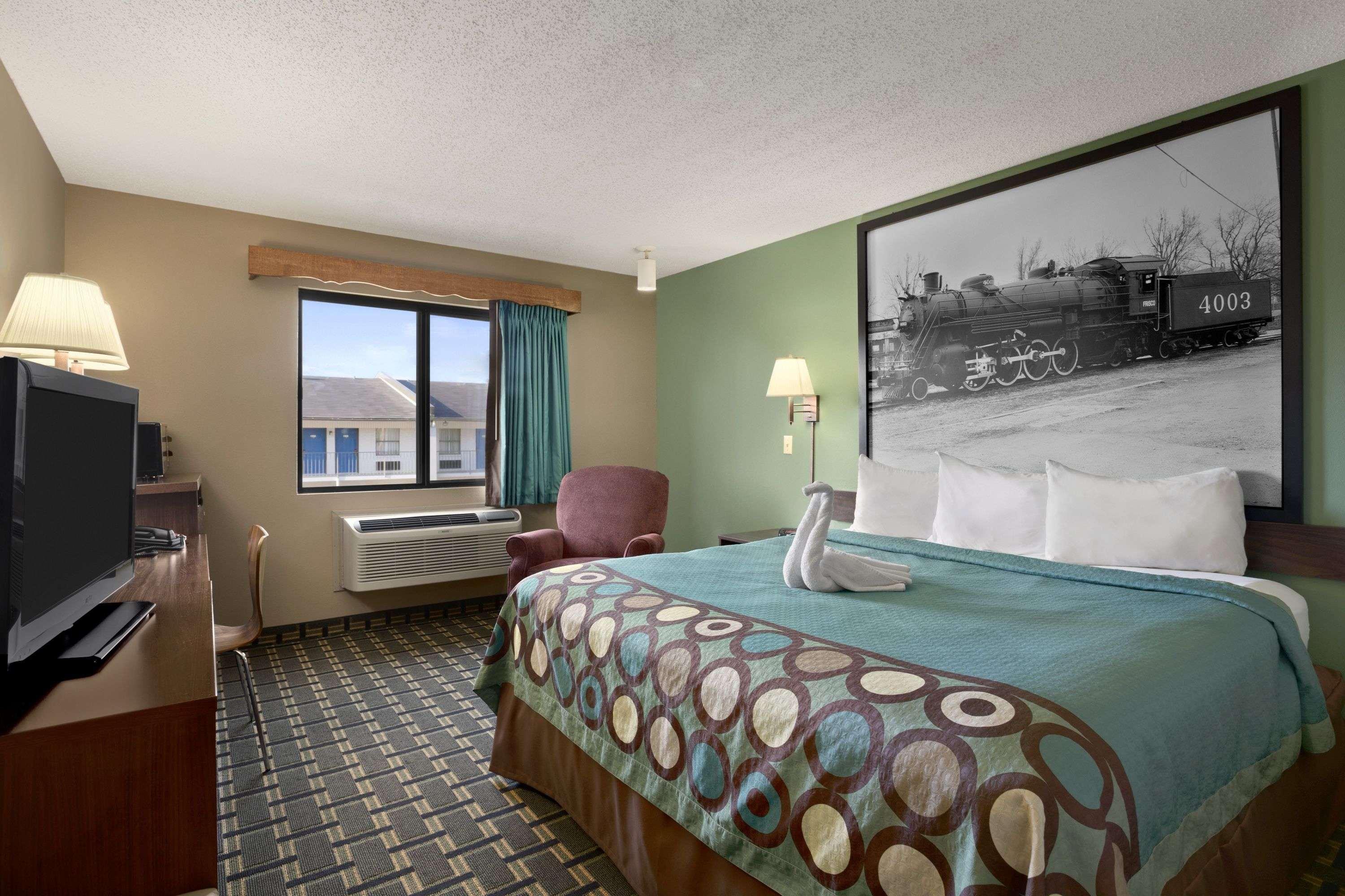Super 8 By Wyndham Russellville Esterno foto